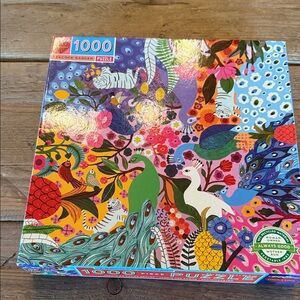 Peacock Garden Puzzle - 1000 Pieces